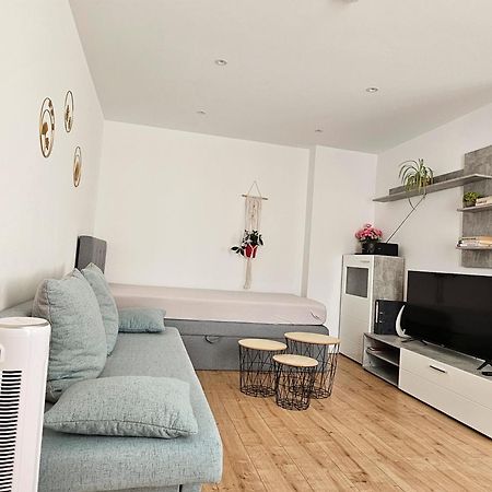Schoene Ferienwohnung 54 M², Zentrumsnah, Kingbett Erfurt Zewnętrze zdjęcie