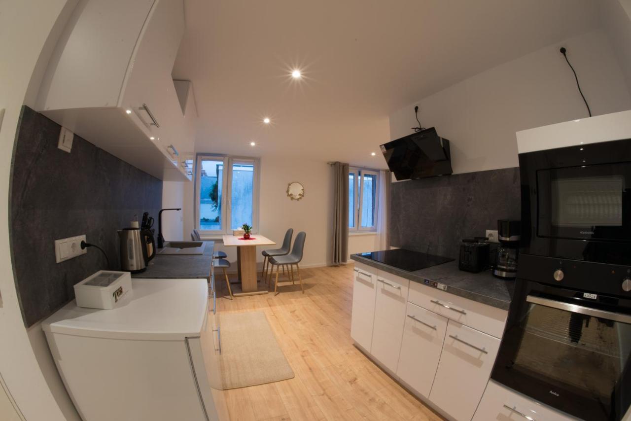 Schoene Ferienwohnung 54 M², Zentrumsnah, Kingbett Erfurt Zewnętrze zdjęcie